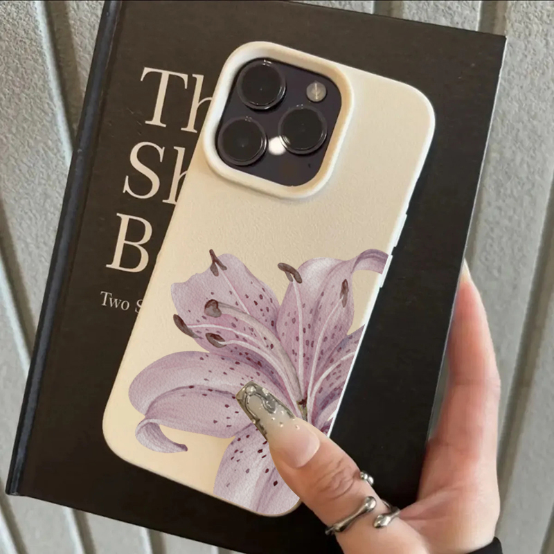Plants X - Lila Lilien-Blumen Handyhülle für iPhone 17